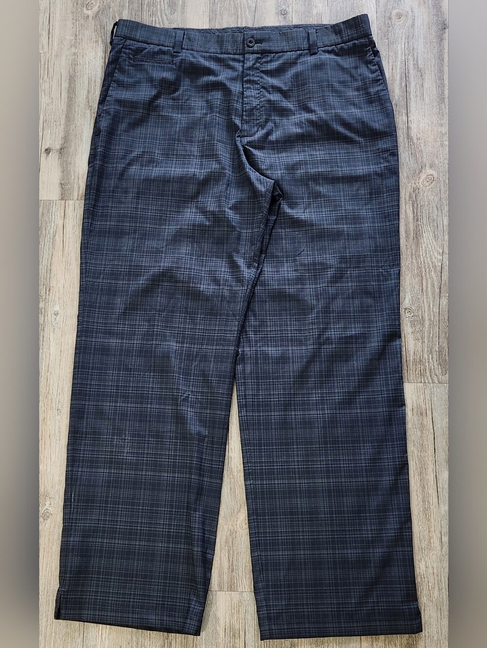 Nike plaid golf pants Mens 36×32 (36x30 fit) Straight Leg Performance Gray